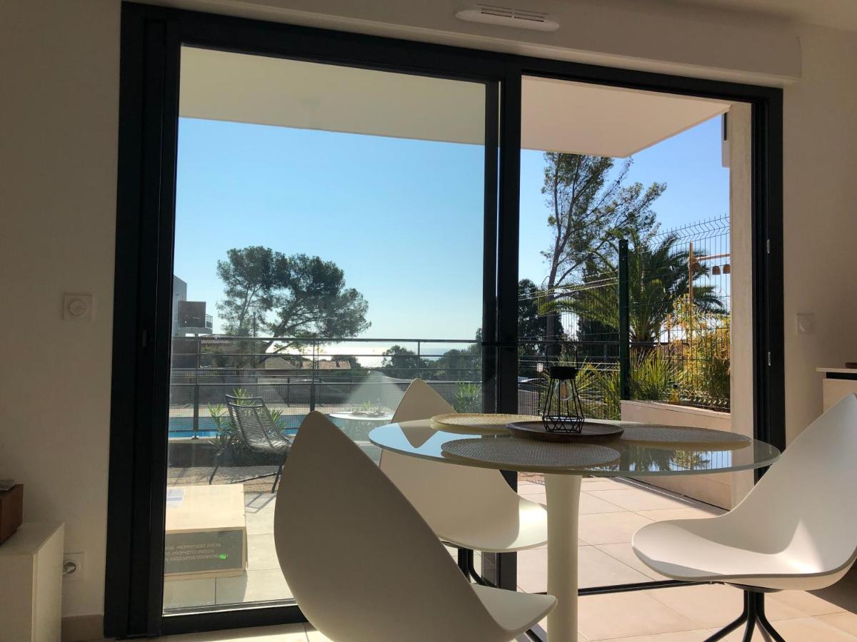 Superbe T2 Avec Piscine Et Vue Mer * Fréjus
